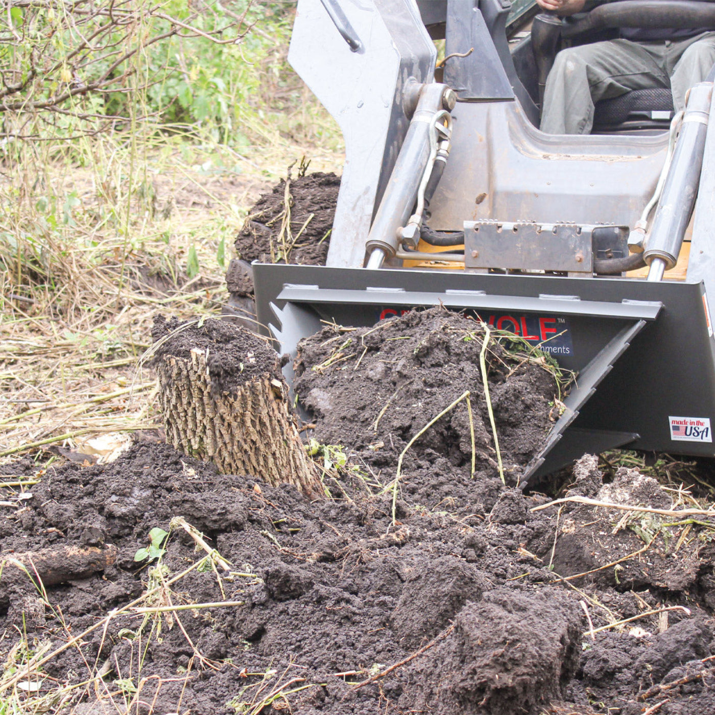 Grey Wolf Skid Steer Stump Bucket - (1062)