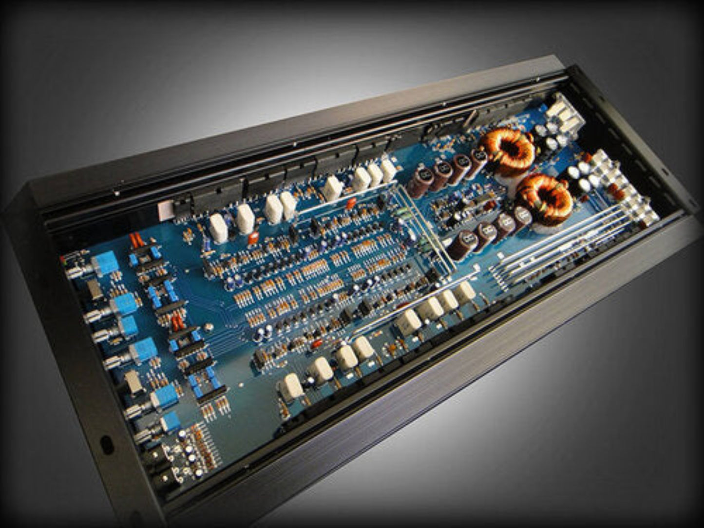 DC Audio 175.4 - 700w 4-Channel Amplifier - DCA-175.4