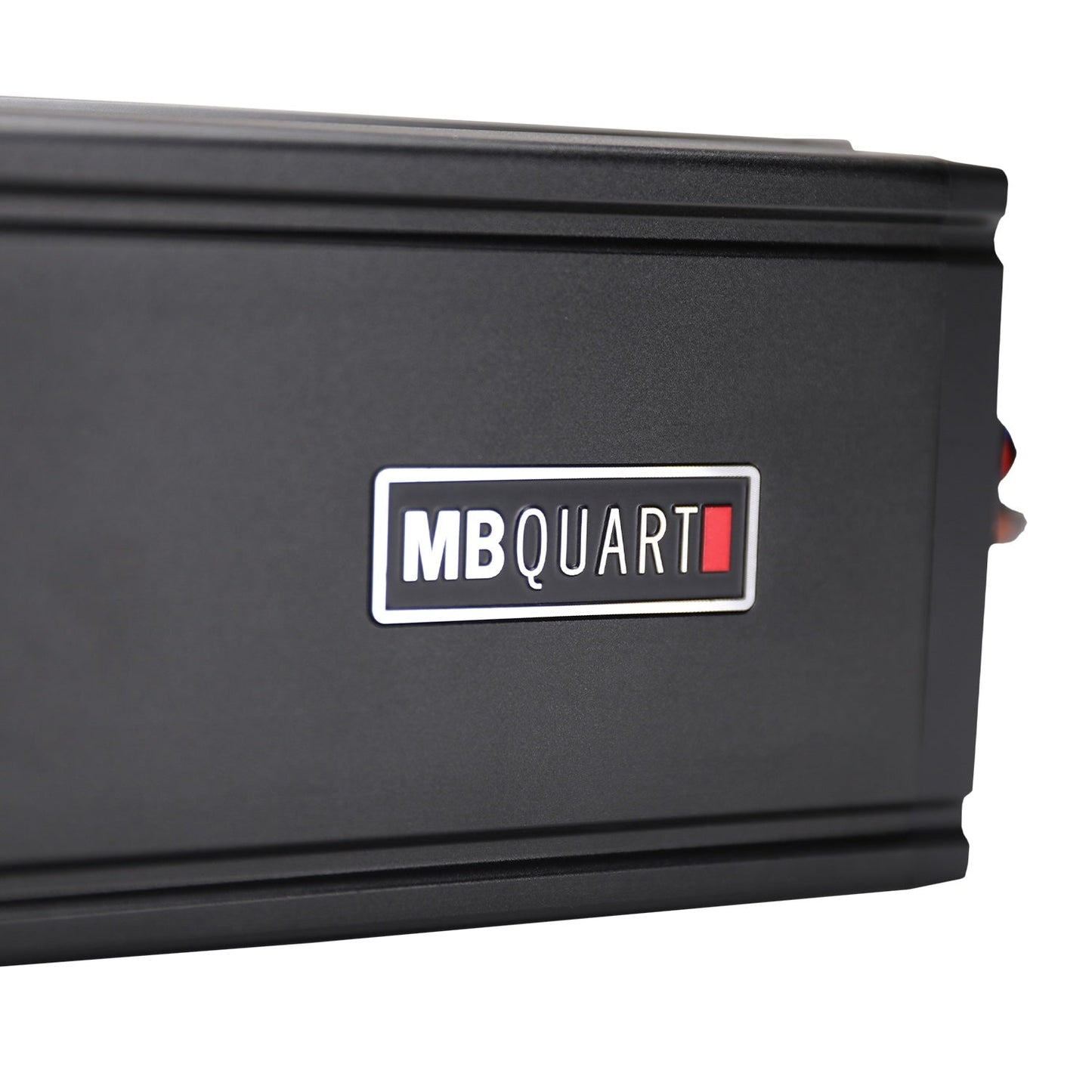 MB Quart Discus Monoblock Marine Amplifier with Top Mounted Controls, 600 Watts - 431773