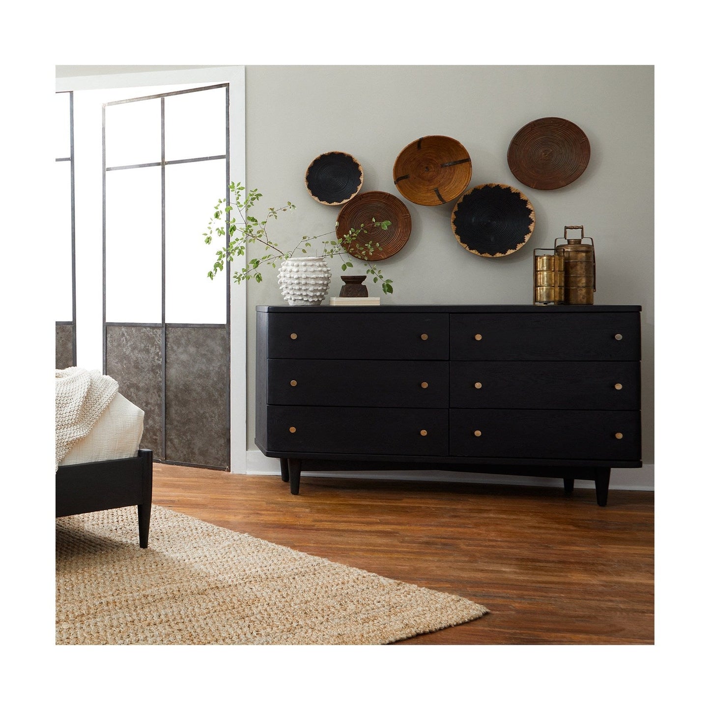 Union Home Daniel Dresser - BDM00137