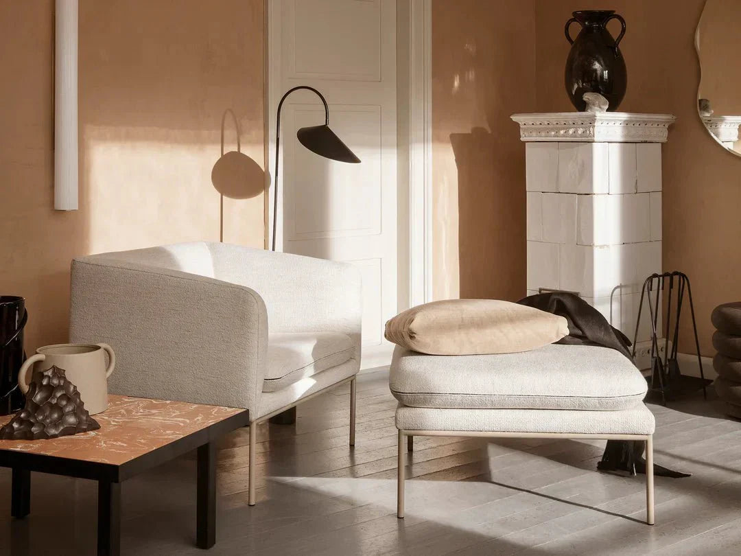 Turn Pouf