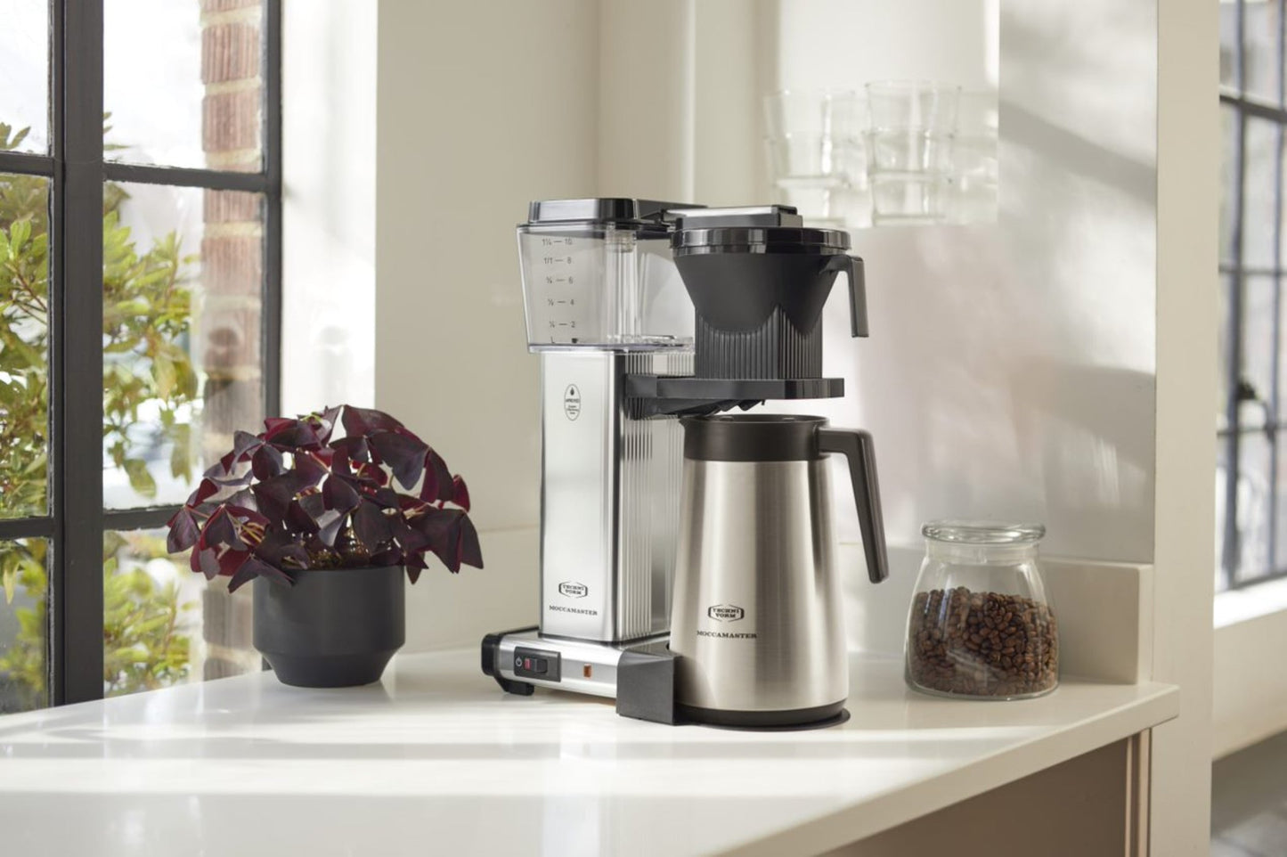 Moccamaster KBGT Coffee Maker in Polished Silver - 79312