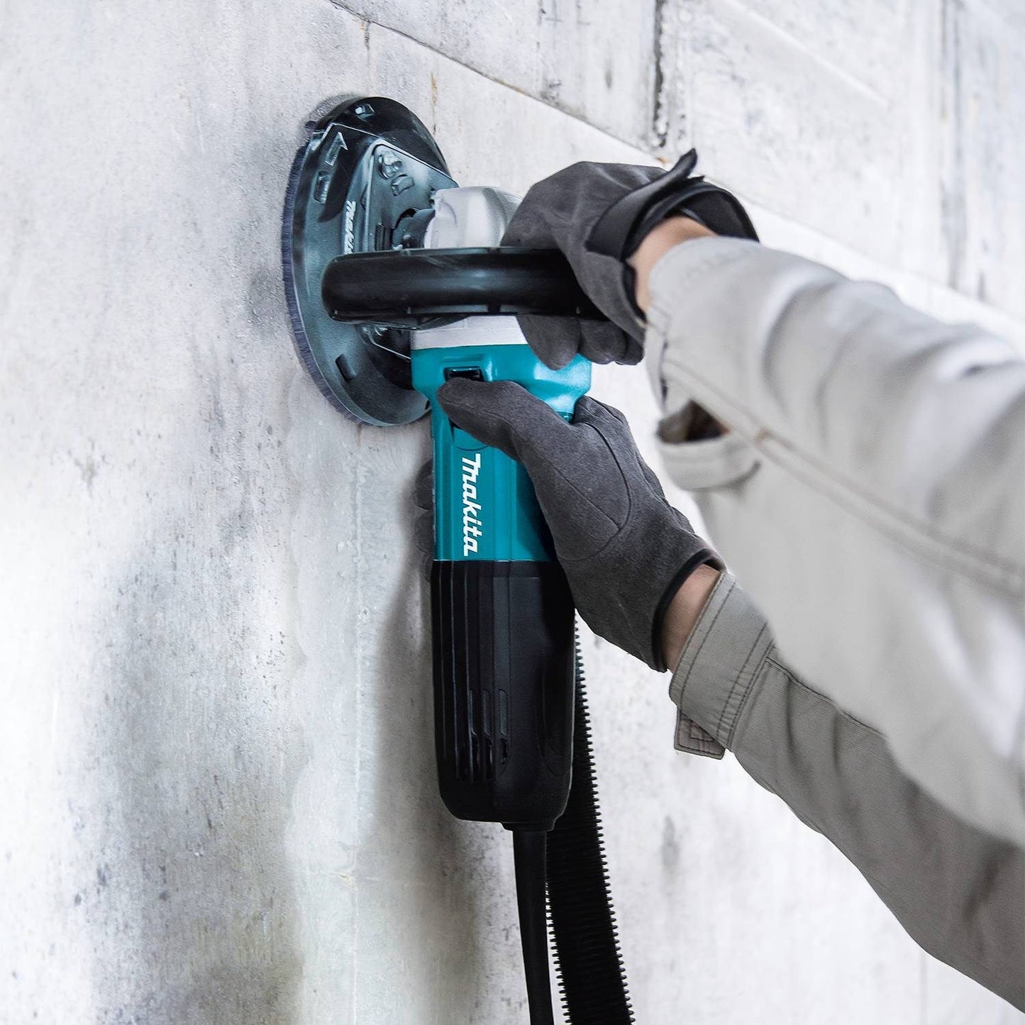 Makita PC5010CX1 - 5" SJSII Compact Concrete Planer, 12 AMP, 4,000 - 9,000 RPM, var. spd., no lock-off, lock-on, dust extraction shroud, diamond cup wheel - PC5010CX1