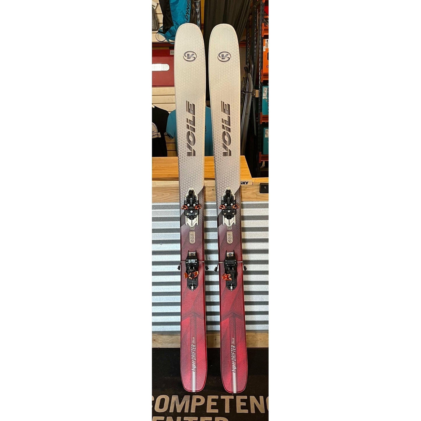 Voile Hyperdrifter 186 w/ Dynafit Rotation 10 and Pomoca Skins - silvski3