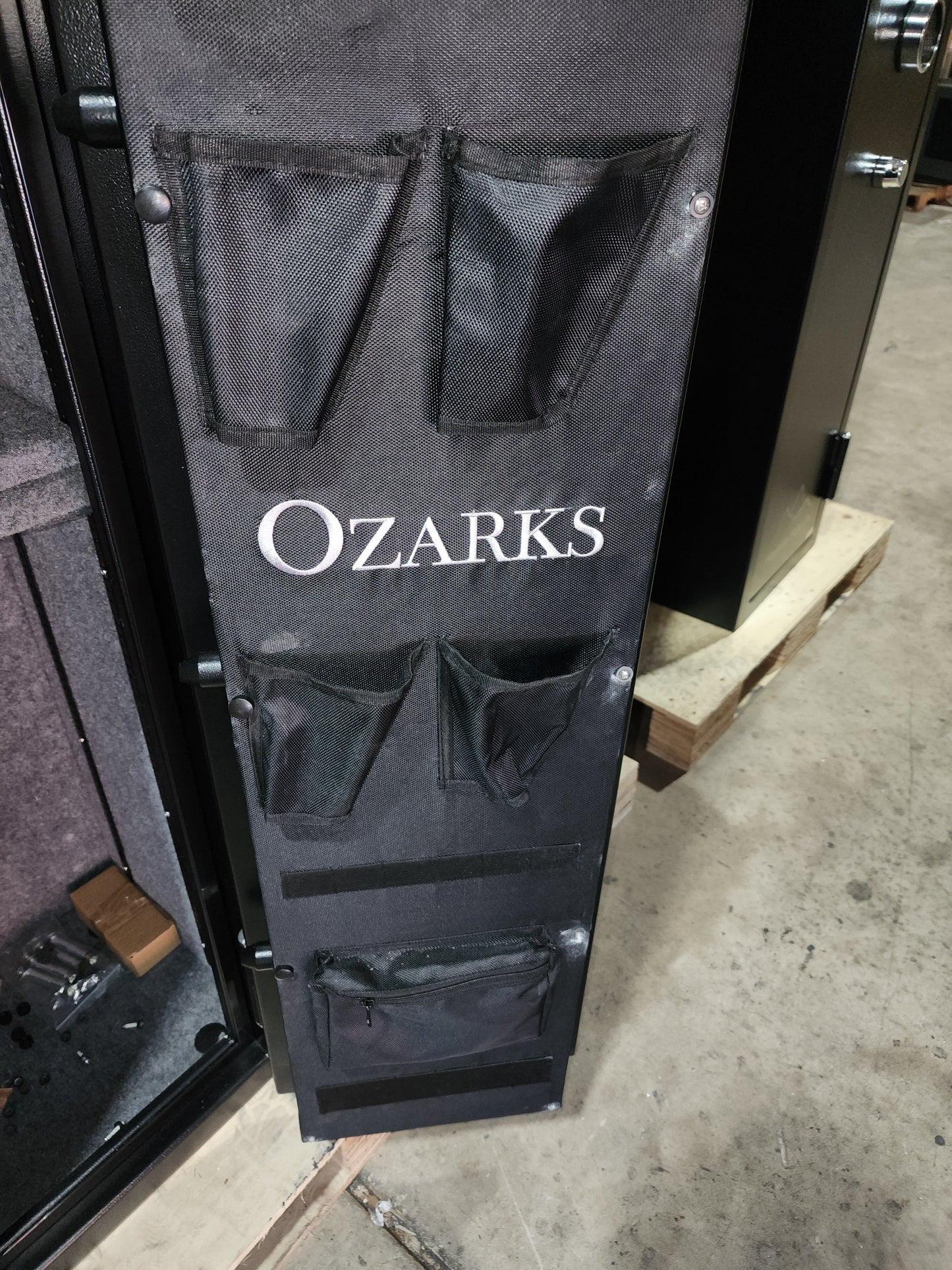 Hayman  Ozarks Gun Safe Blemished - OZ-5518