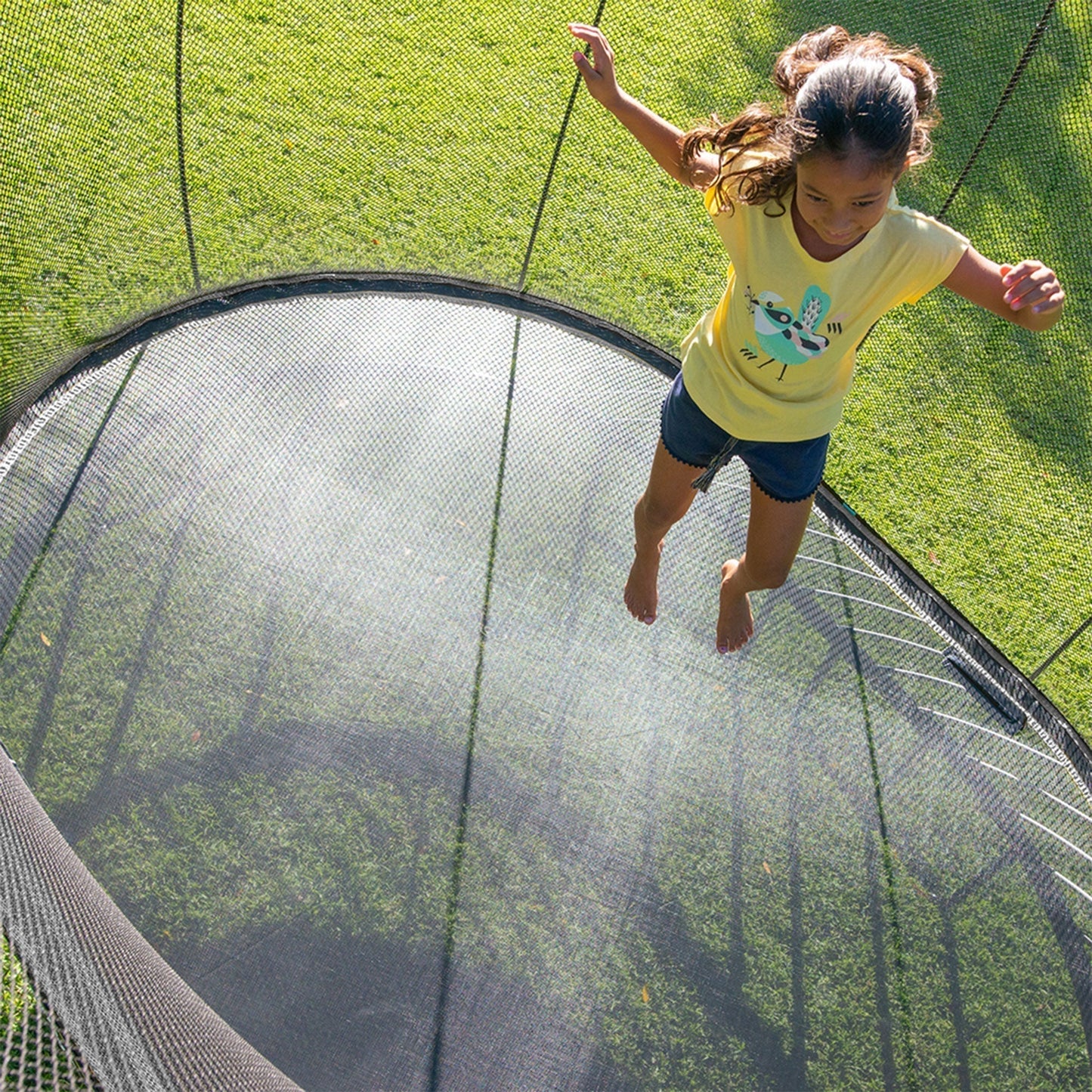 Springfree Trampoline Kids Outdoor Medium Oval 8 x 11' Trampoline with Enclosure - 212962