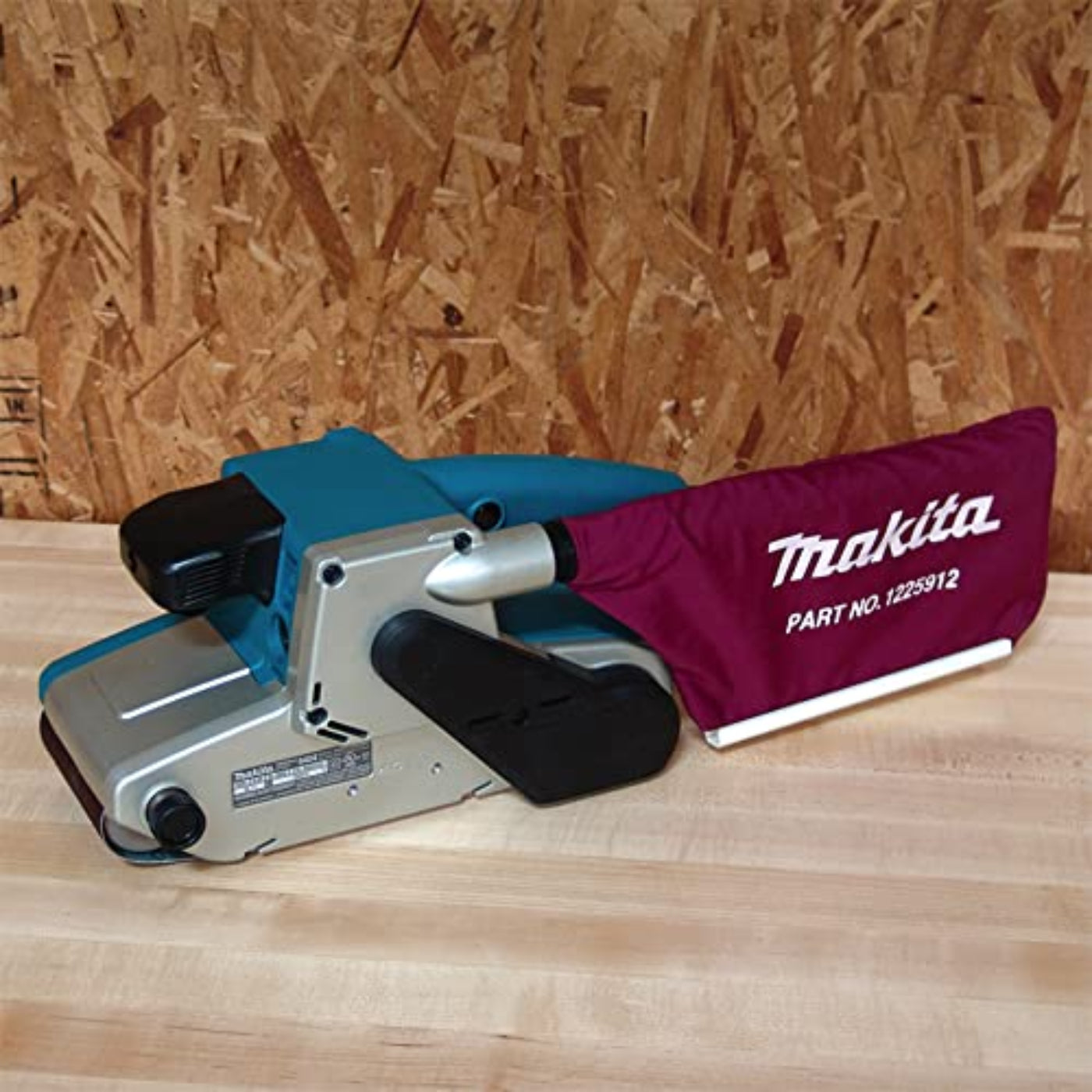 Makita 4" x 24" Belt Sander, with Variable Speed (Bare Tool) - 9404