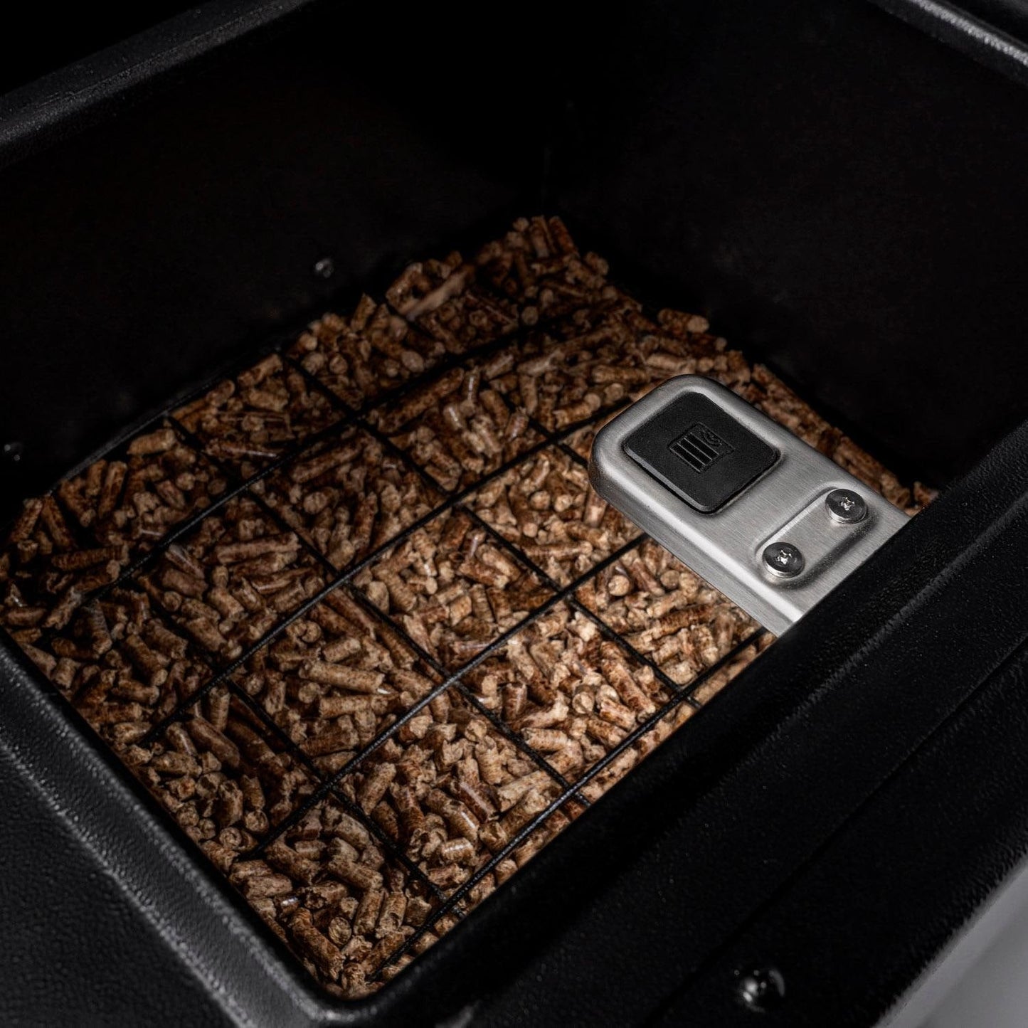 Traeger Ironwood Large Pellet Grill - TFB61RLG