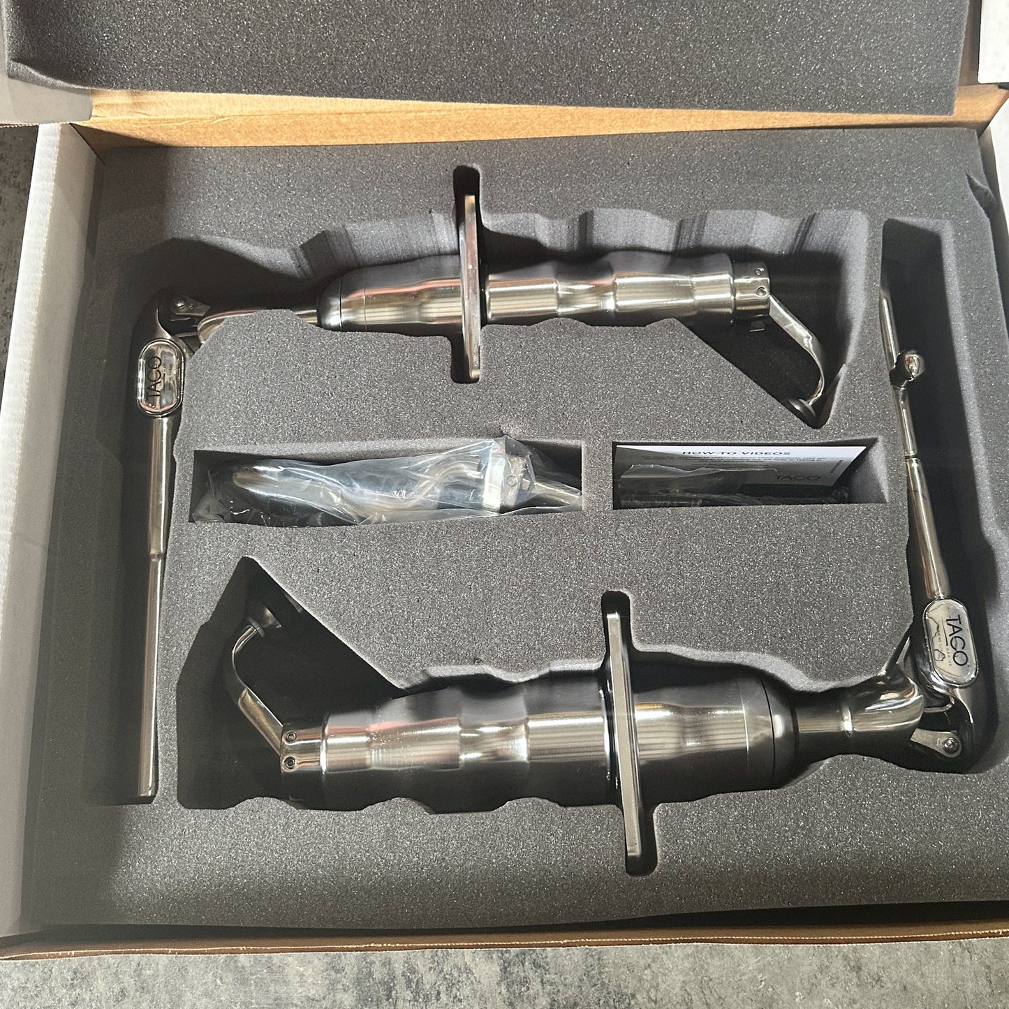 TACO Marine Reconditioned Grand Slam Mount 1-1/2" Outrigger Pair - GS-390
