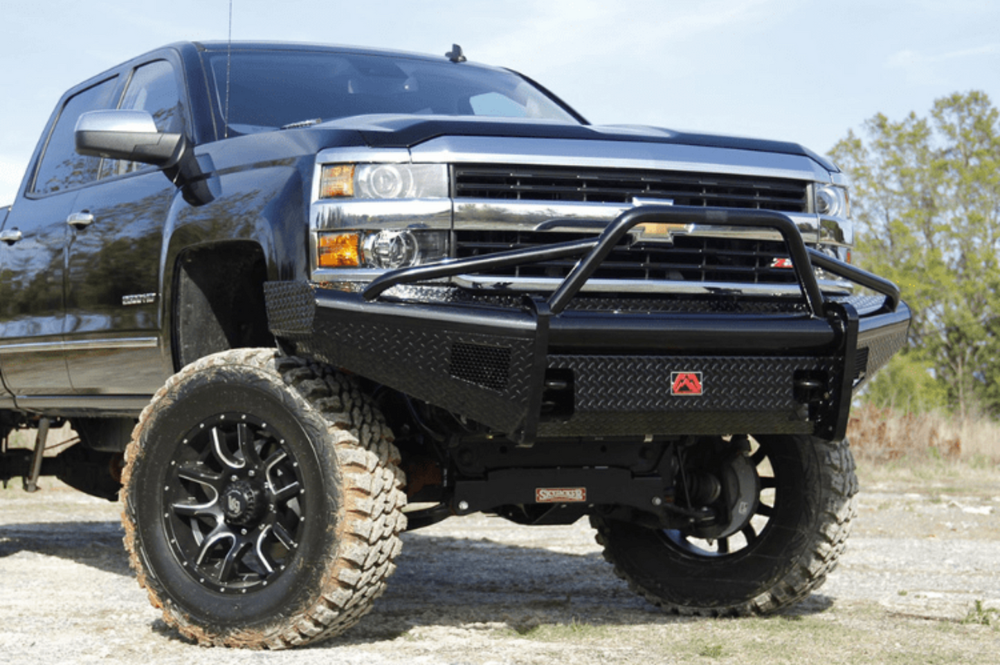 Fab Fours CH14-S3062-1 Chevy Silverado 2500/3500 2015-2019 Black Steel Front Bumper with Pre-Runner Guard
