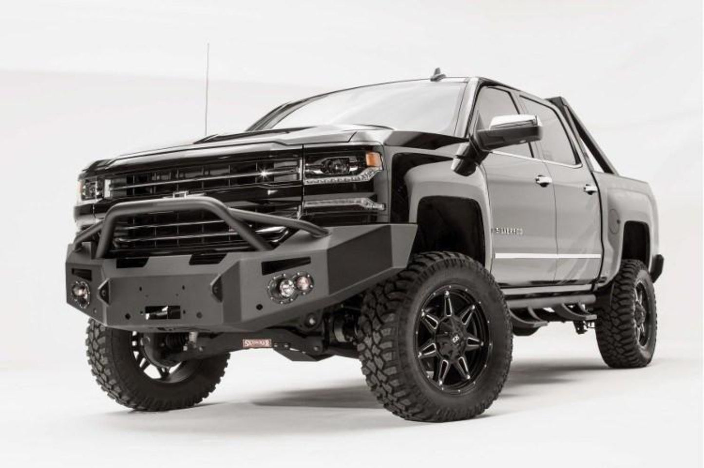 Fab Fours CS16-F3852-1 Chevy Silverado 1500 2016-2018 Premium Front Bumper Winch Ready with Pre-Runner Guard