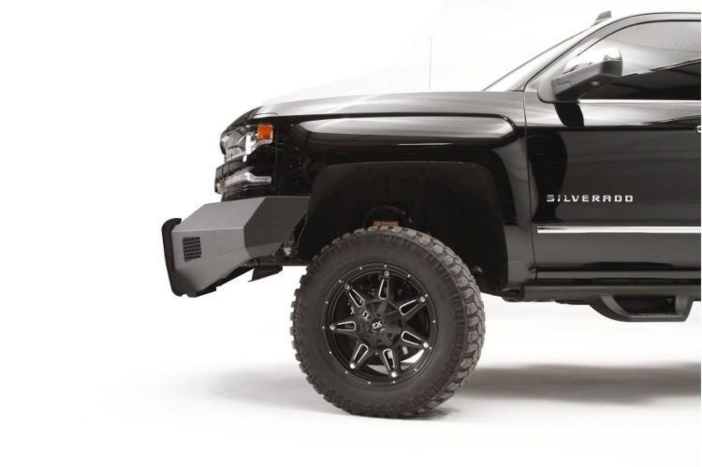 Fab Fours CS16-R3861-1 Chevy Silverado 1500 2016-2018 Black Steel Elite Front Bumper No Guard with Tow Hooks