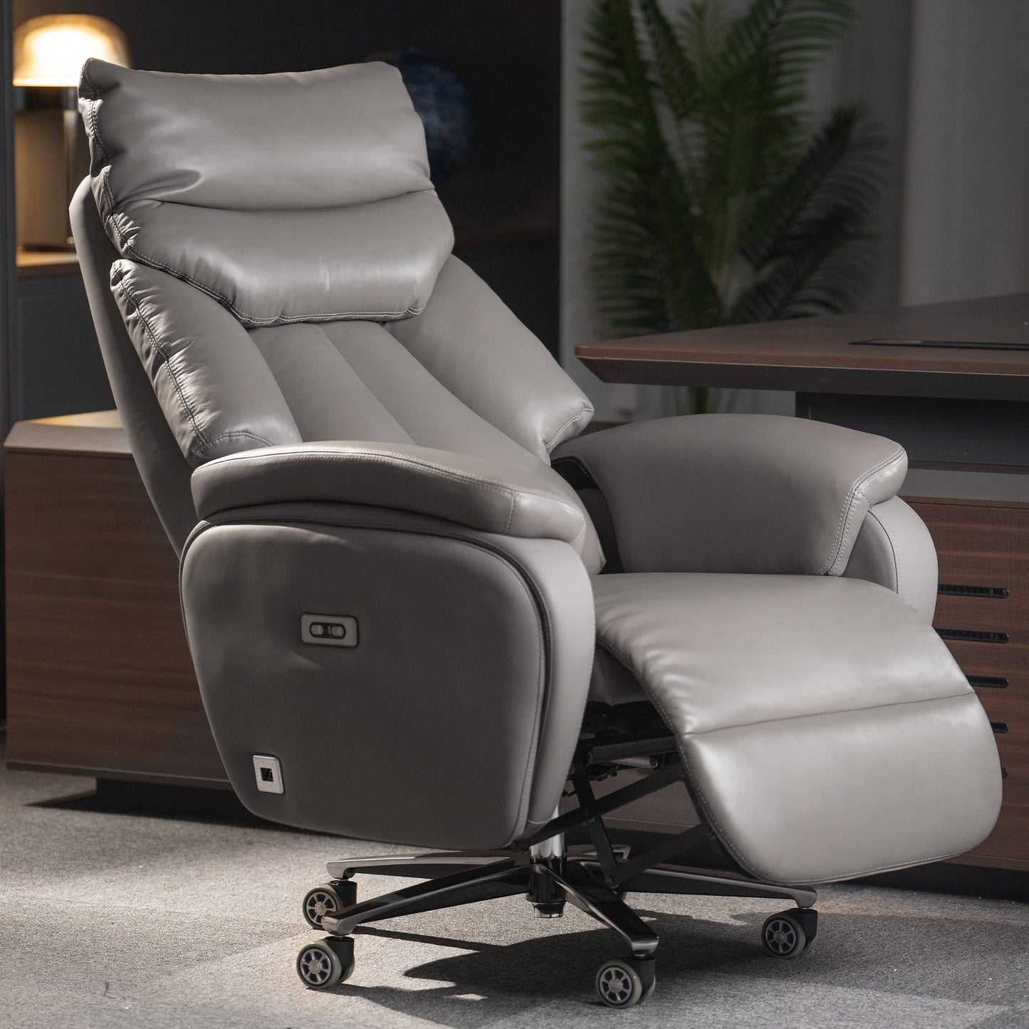 Kinnls Coast Power Recliner Chair - GF1A8D3
