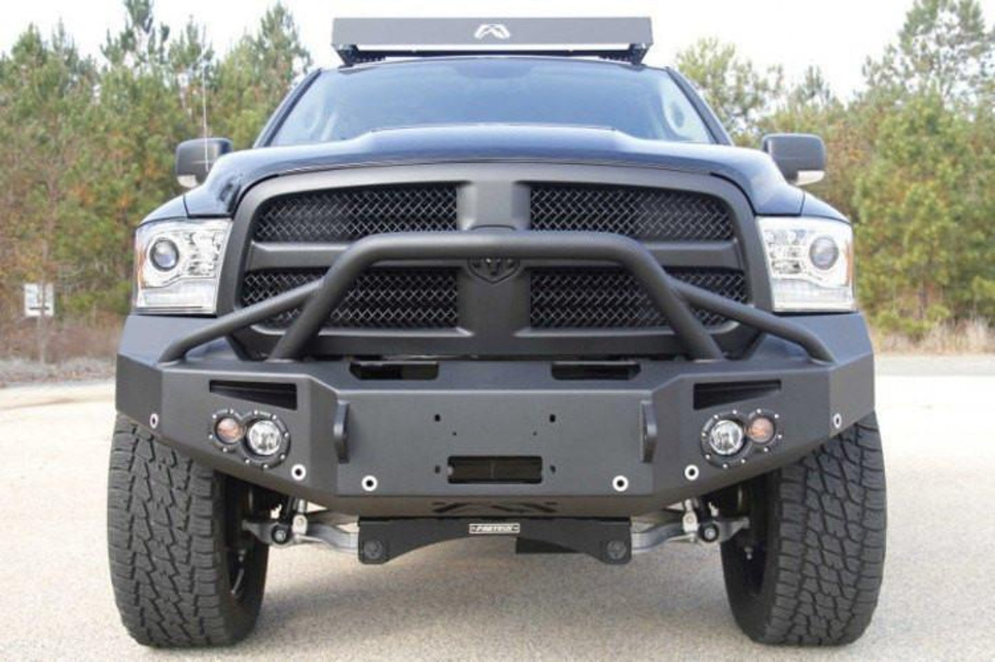 Fab Fours DR13-F2952-1 Dodge Ram 1500 2013-2018 Premium Front Bumper Sensor Winch Ready with Pre-Runner Guard