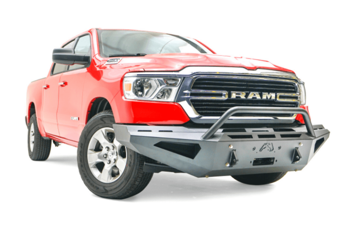 Fab Fours Red Steel DR13-RS2462-1 Dodge Ram 1500 2013-2018 Front Bumper Winch Ready Pre-Runner Guard