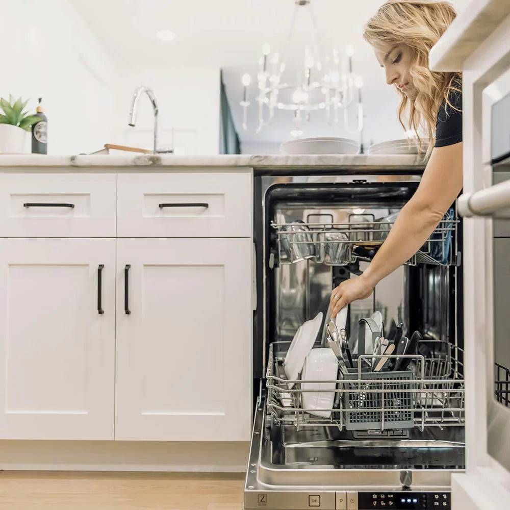 ZLINE 24-Inch Dishwasher in Satin Stainless Steel with Modern Handle (DW-SN-24)