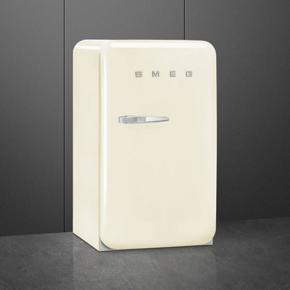 Smeg Retro-style Cream - FAB10URCR3
