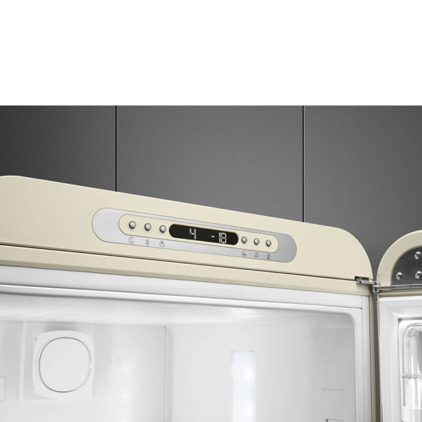 Smeg Retro-style Cream - FAB32URCR3