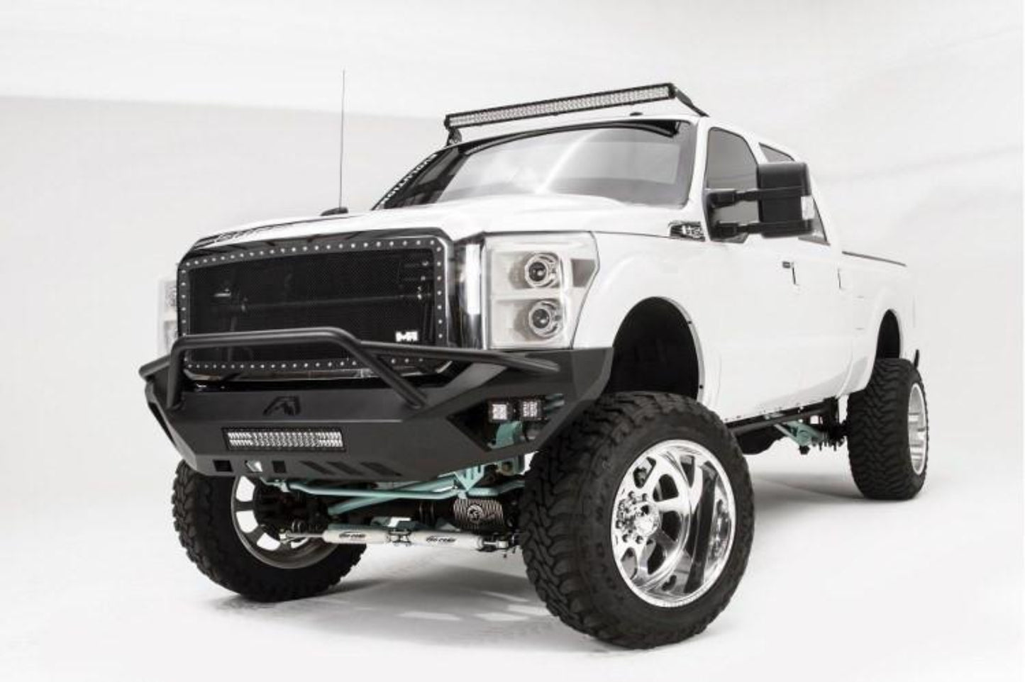 Fab Fours FS11-V2652-1 Ford F450/F550 Superduty 2011-2016 Vengeance Front Bumper with Pre-Runner Guard