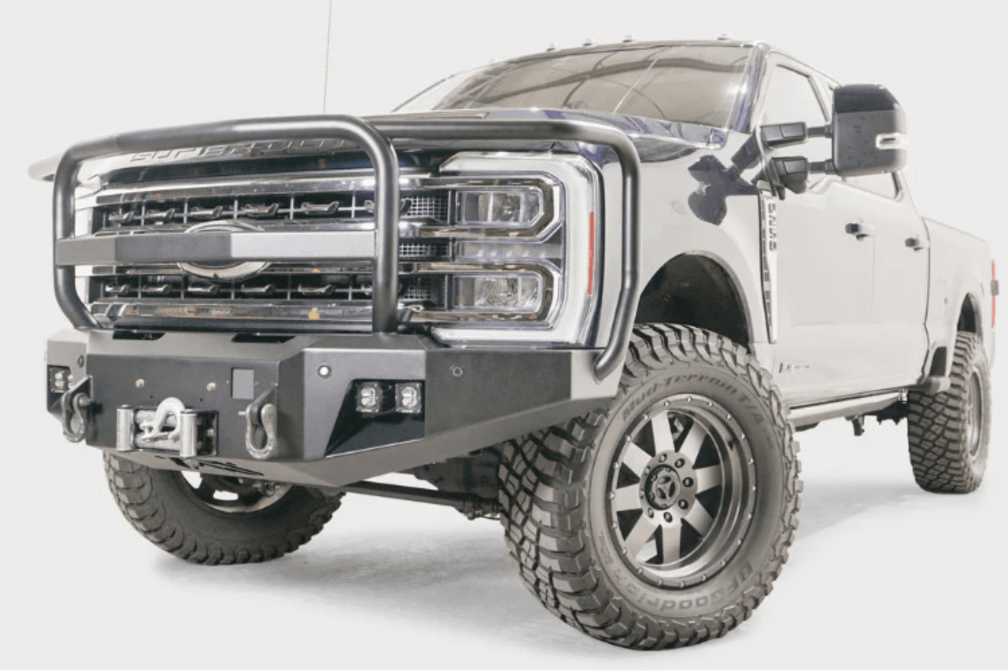 Fab Fours FS23-A5950-1 Ford F450/F550 Superduty 2023-2024 New Premium Front Bumper Winch Ready with Full Guard