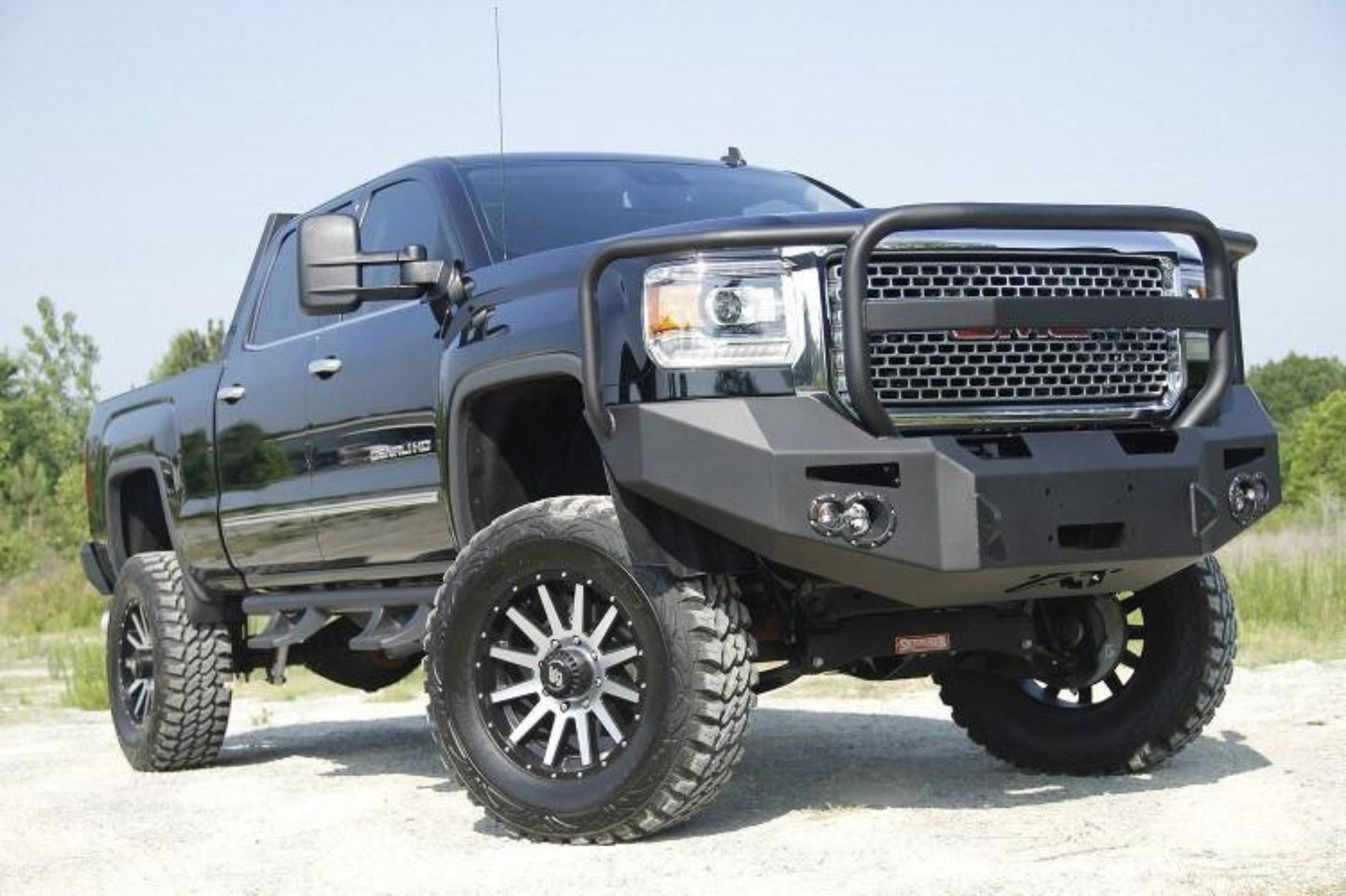 Fab Fours GM14-A3150-1 GMC Sierra 2500/3500 2015-2019 Premium Front Bumper Winch Ready with Full Guard