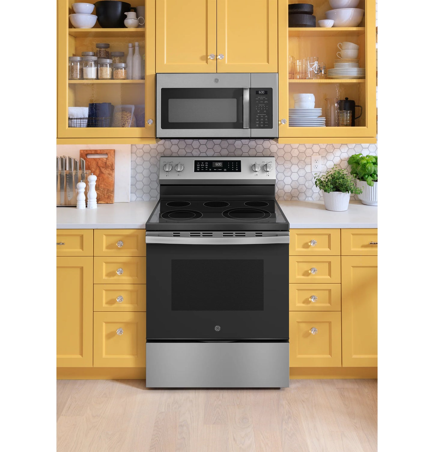 GRF600AVSS 30" Free-Standing Electric Convection Range with No Preheat Air Fry and EasyWash Oven Tray Stainless Steel