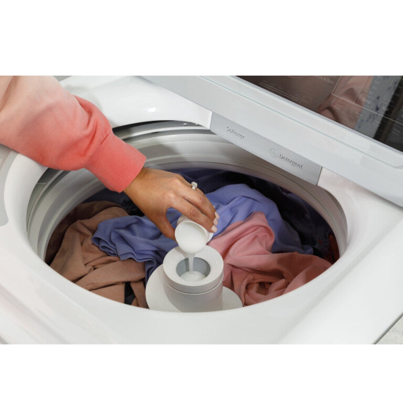 GE Appliances  4.5 cu. ft. Capacity Washer with Water Level Control Diamond Gray - GTW585BPVDG