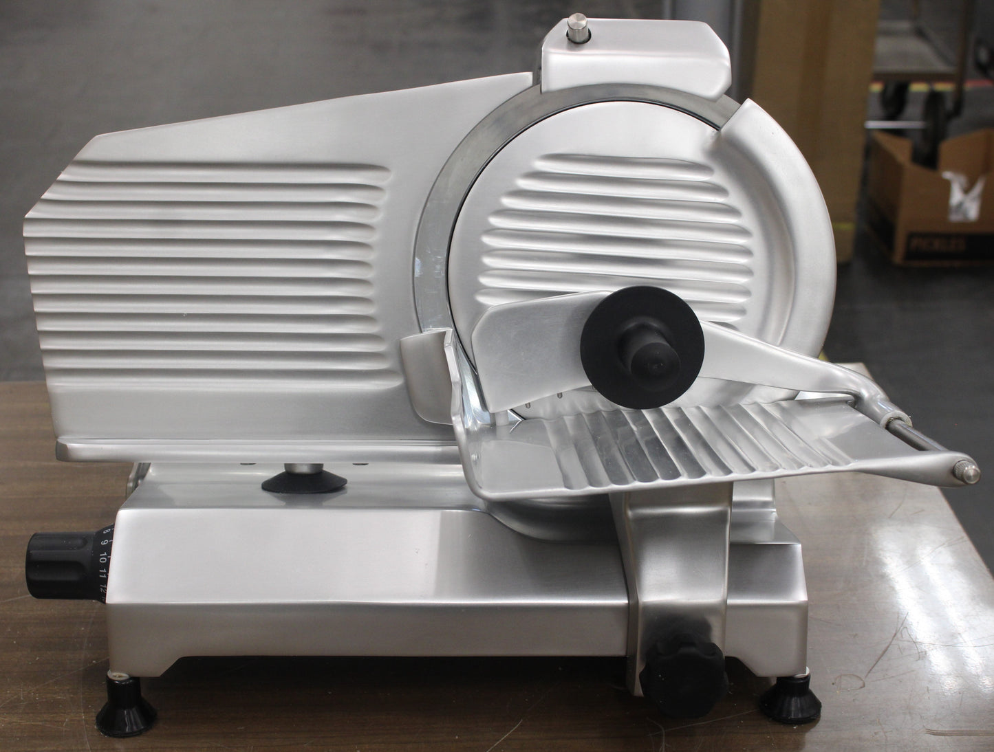 Globe C1  Open Box C-Series Compact Manual Slicer NSF Certified 12" Blade (#3147) - 3147OBGLC12
