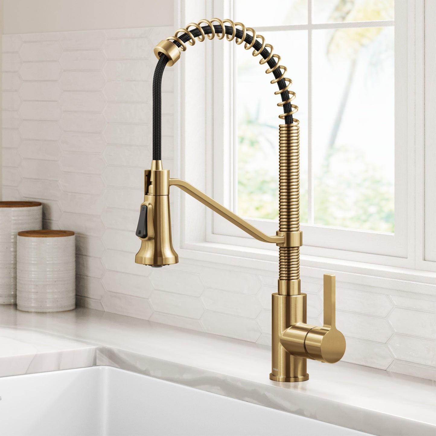 KRAUS Britt Single Handle Pull Down Kitchen Faucet in Spot-Free Brushed Brass - KPF-1693BB