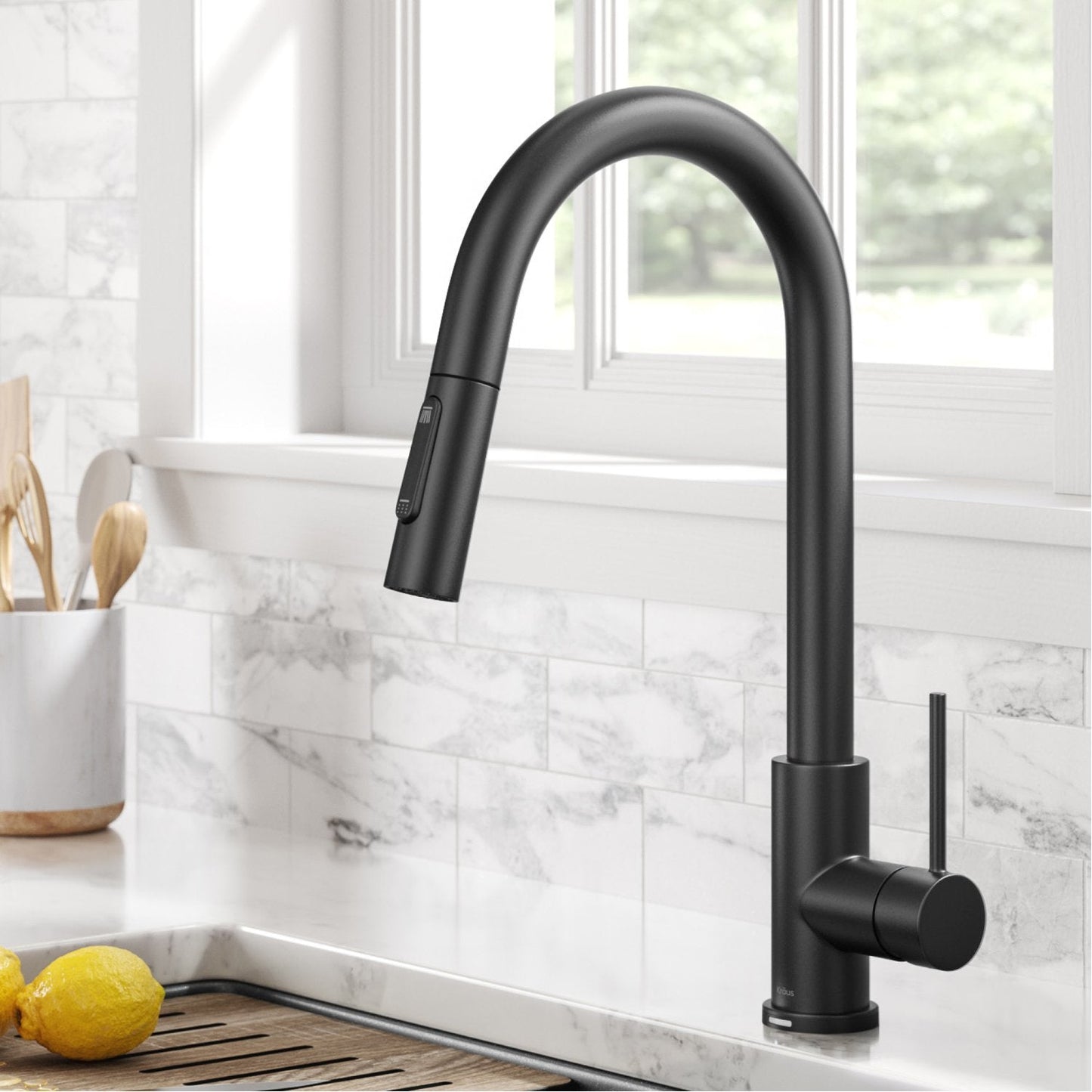 KRAUS Oletto Contemporary Single-Handle Touch Activated with Pull Down Sprayer in Matte Black