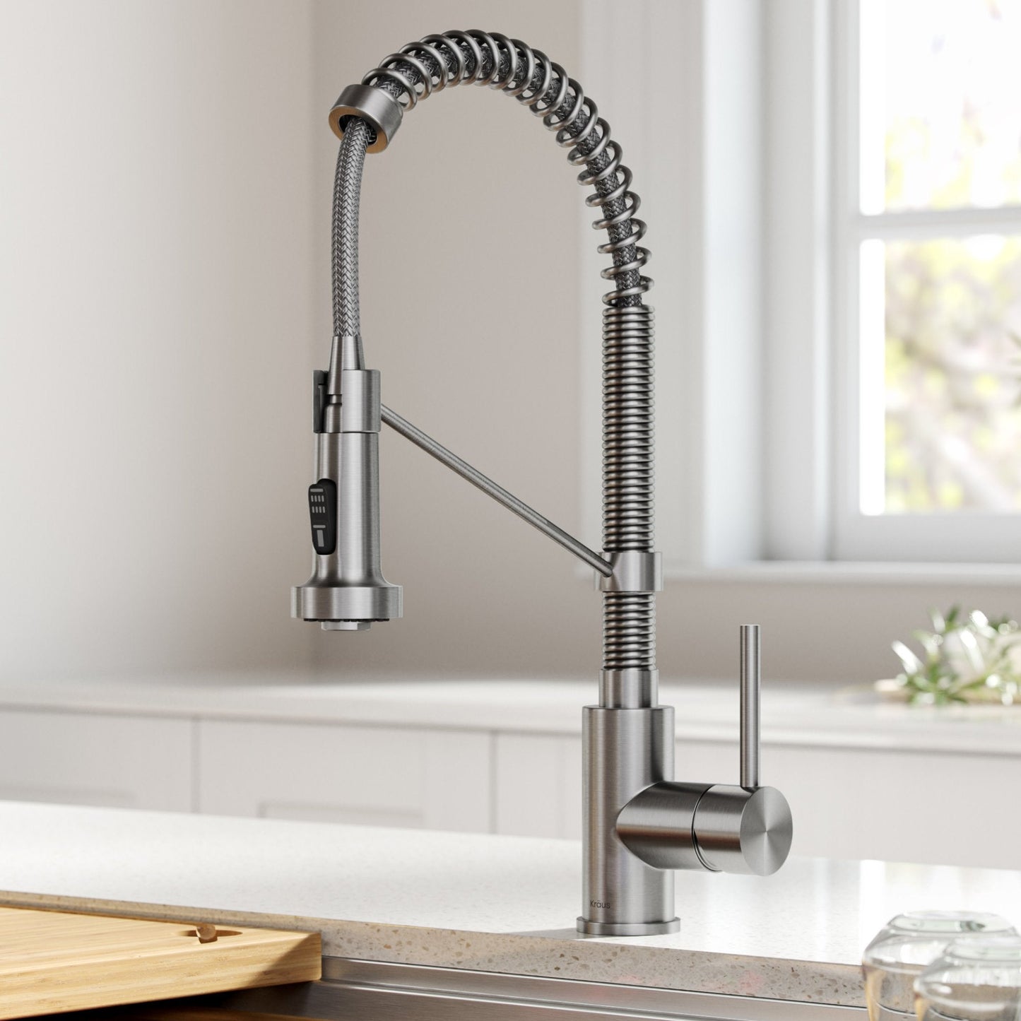 KRAUS Touchless Pull-Down Single Handle 18-Inch Kitchen Faucet in Spot Free Stainless Steel