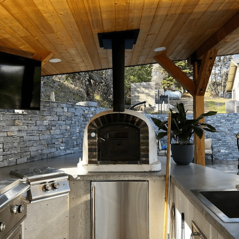 LISBOASTONEARCHPREMIUMPIZZAOVENCOUNTERTOPFRONTVIEW