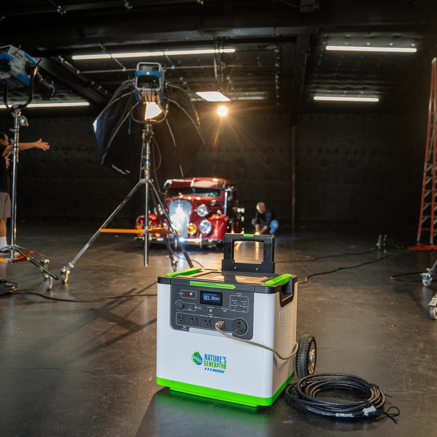 Nature's Generator Lithium 3600 Solar Generator and Transfer Switch - NGL36AUP
