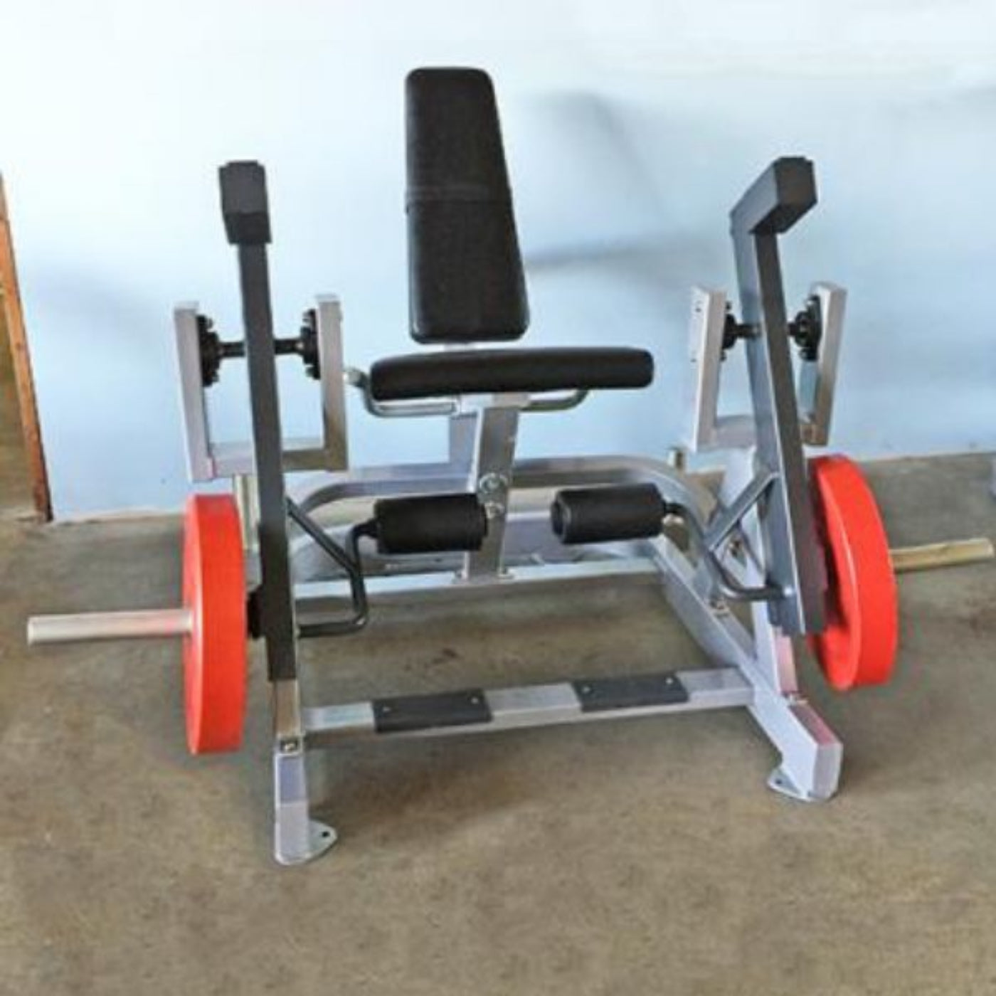 Muscle D Iso Lateral Leg Extension  - PL-P-LE