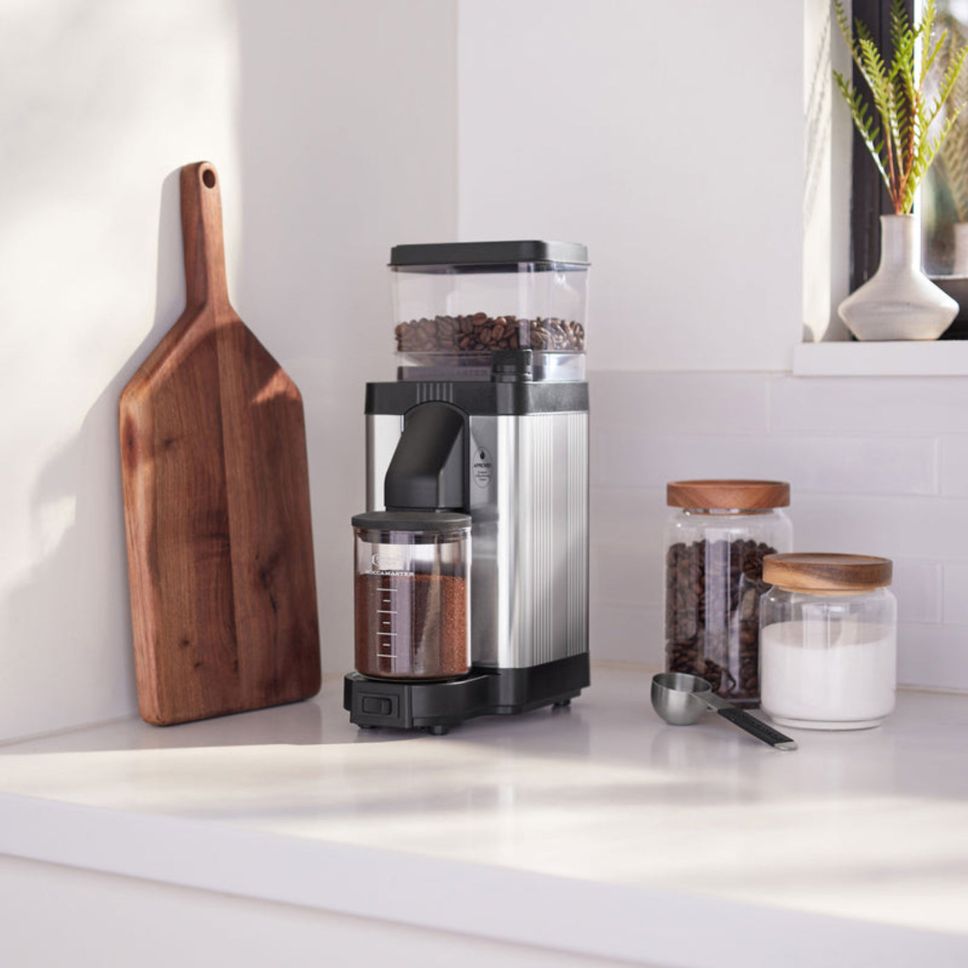 Moccamaster KM5 Burr Grinder in Polished Silver - 49520