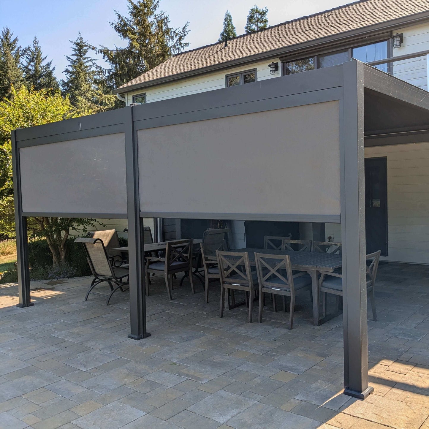 Bon Pergola Wind/Sun Resistant Screen - Villa Pergola - SCN-H-10-BK