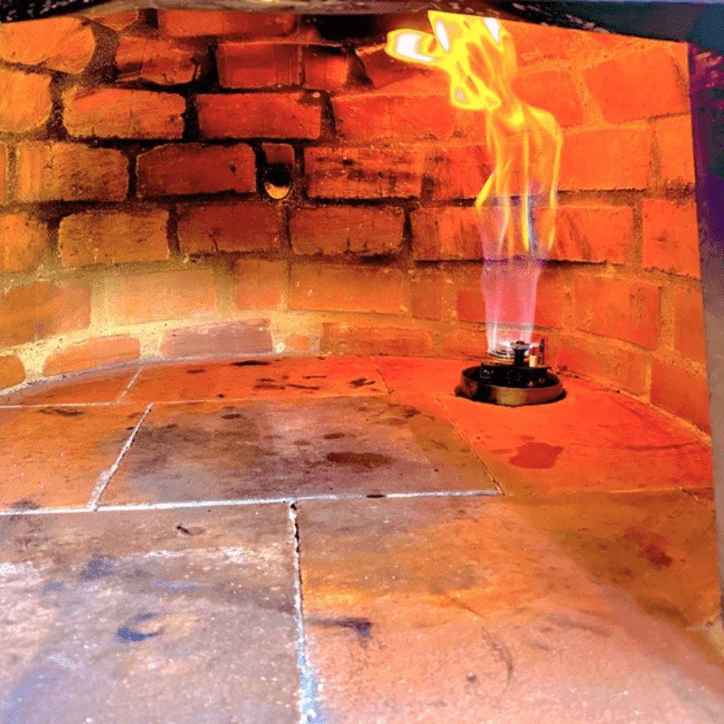 PizzaioliRusticPremiumHybridPizzaOvenonfirecloseup