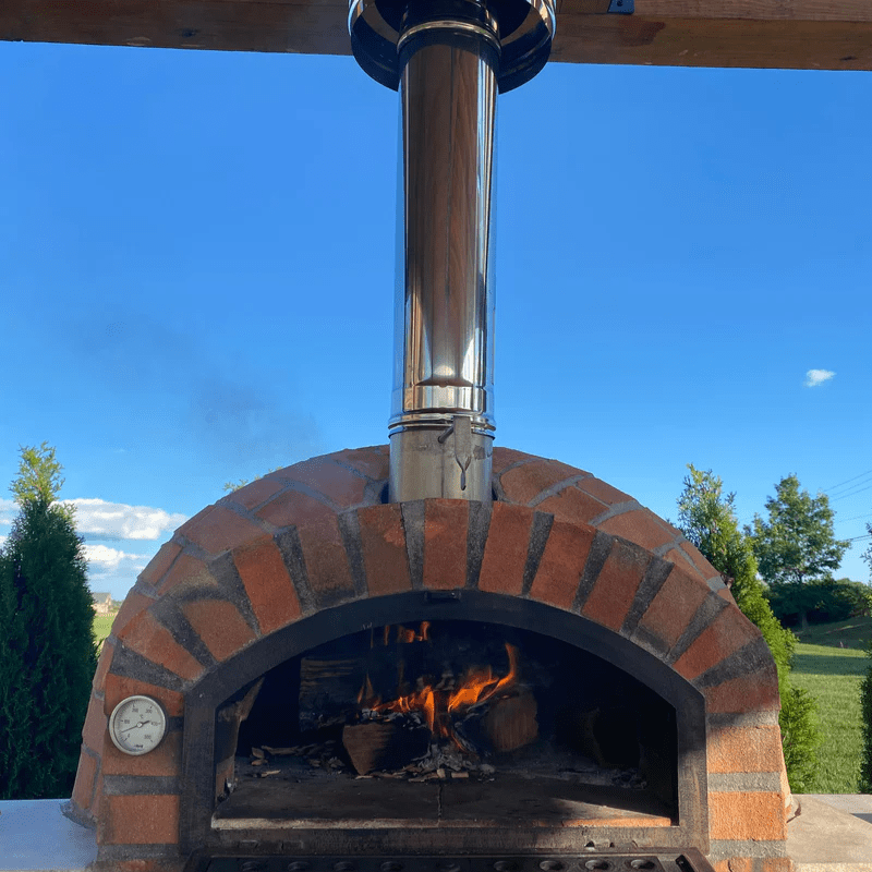 Pizzaioli_Rustic_Premium_Wood_Fired_Pizza_Oven_Garden_Setup