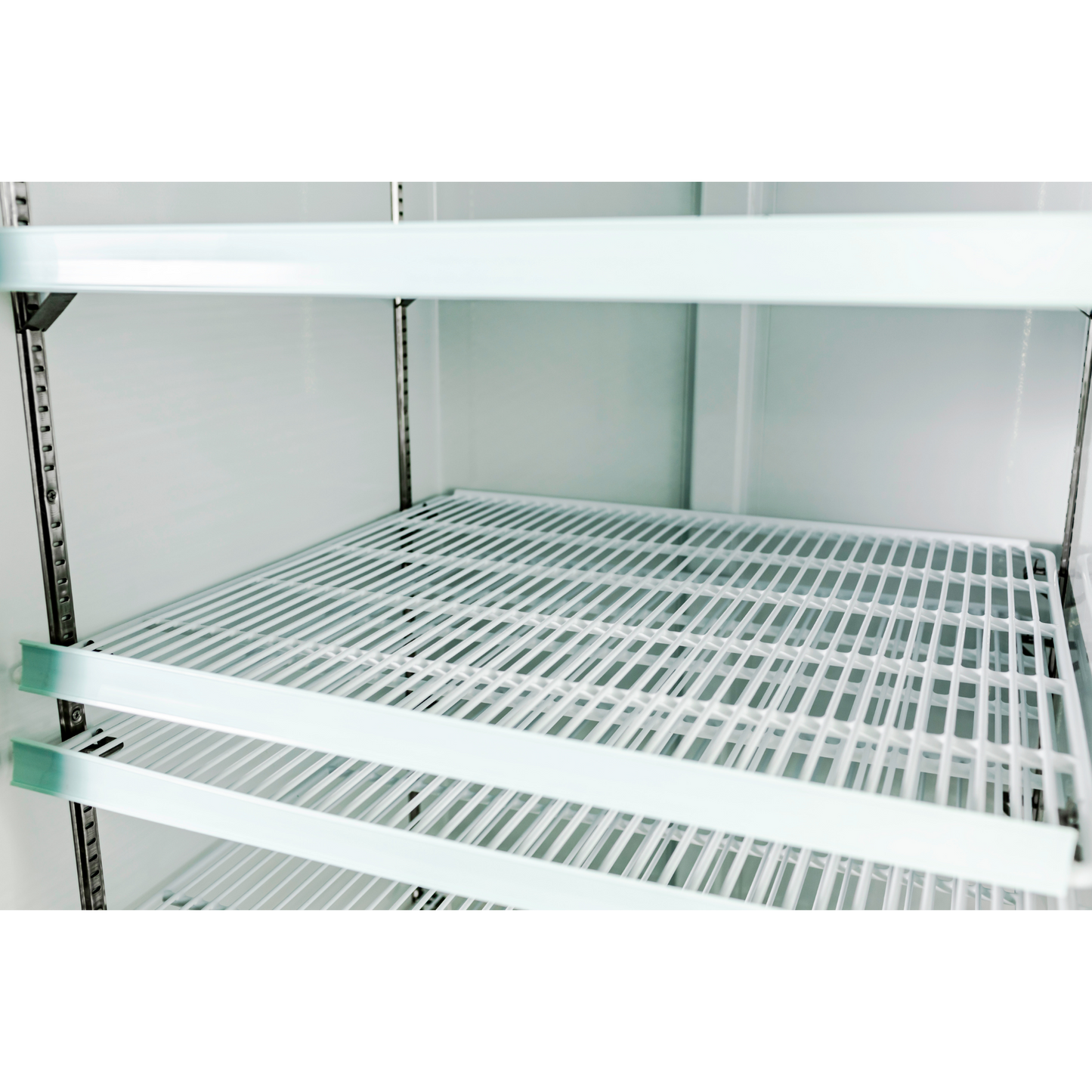SABA  Three Glass Door Commercial Merchandiser Cooler - SM-72R