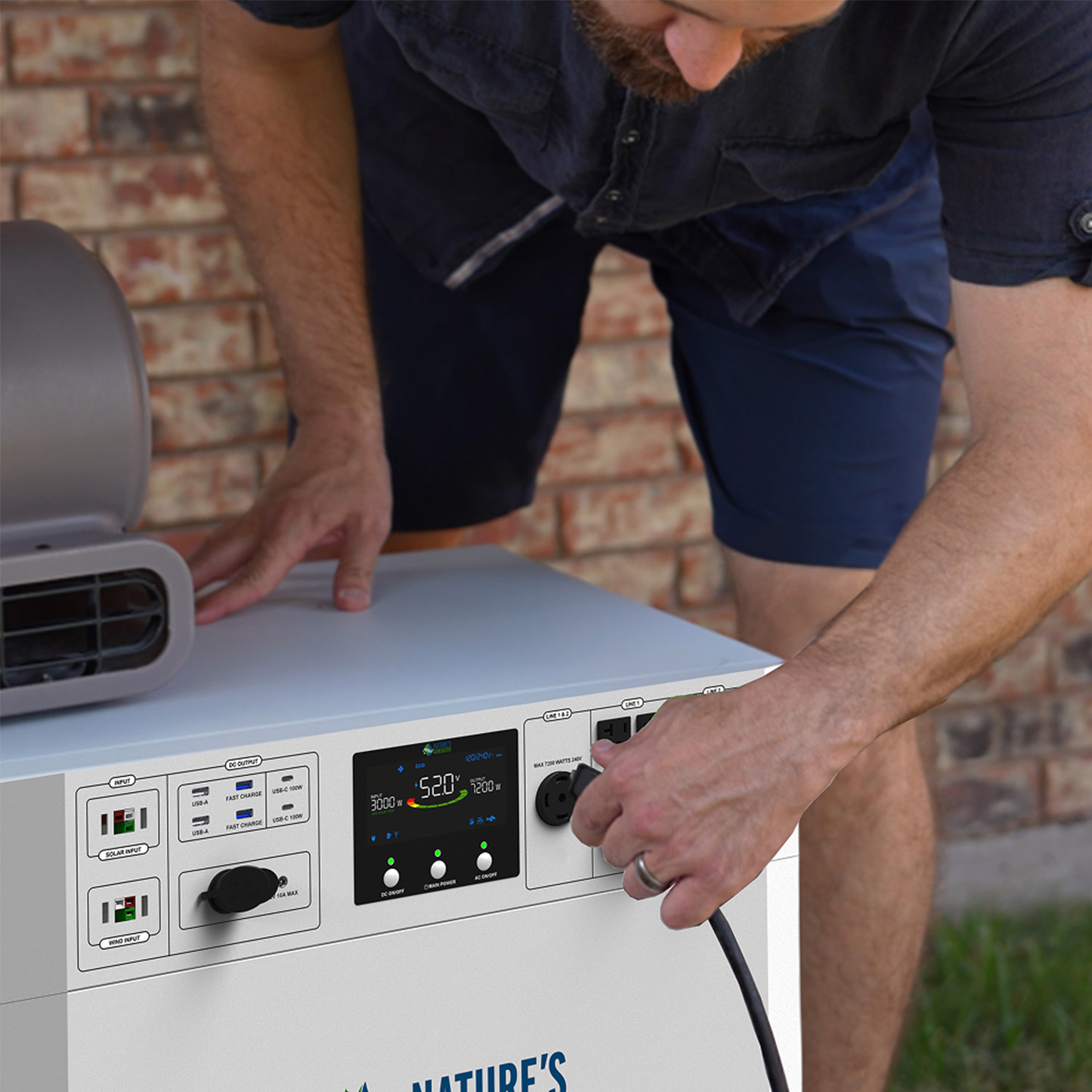 Nature's Generator  Gen 2 Solar and Wind Generator - NGPHAUW