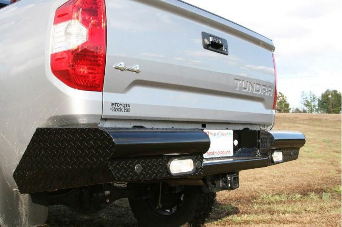 Fab Fours TT07-T1550-1 Toyota Tundra 2007-2013 Black Steel Rear Bumper
