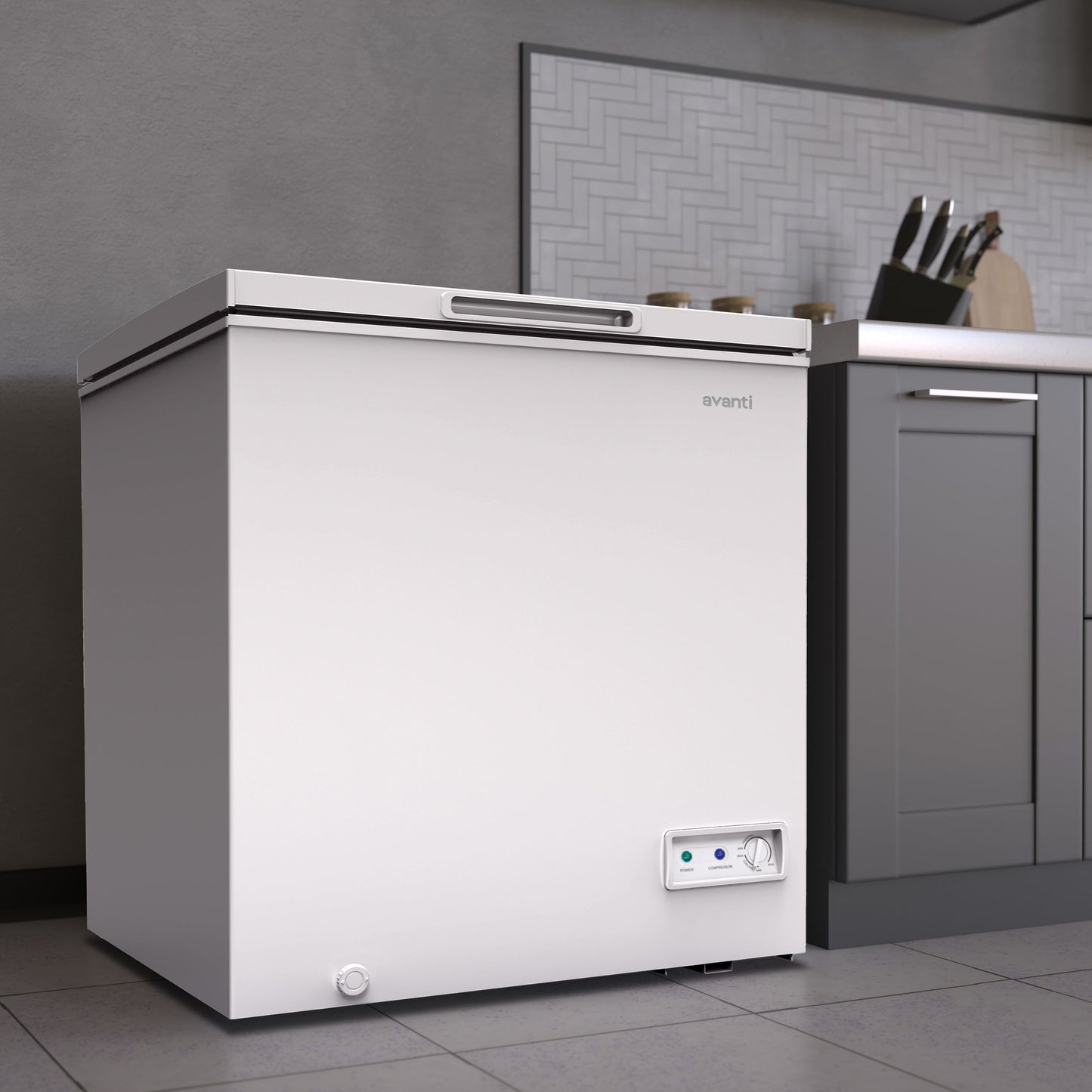 Avanti 7.0 cu. ft. Garage Ready Convertible Chest Freezer - CF7F0W