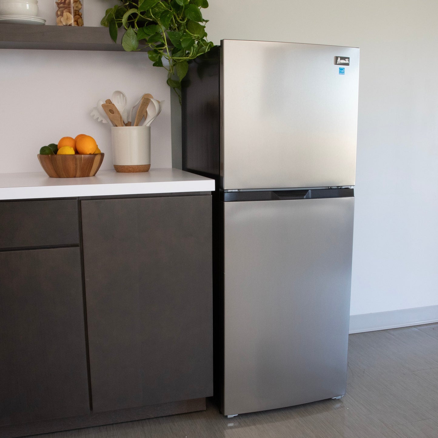 Avanti 7.0 cu. ft. Apartment Size Refrigerator - FF7B3S