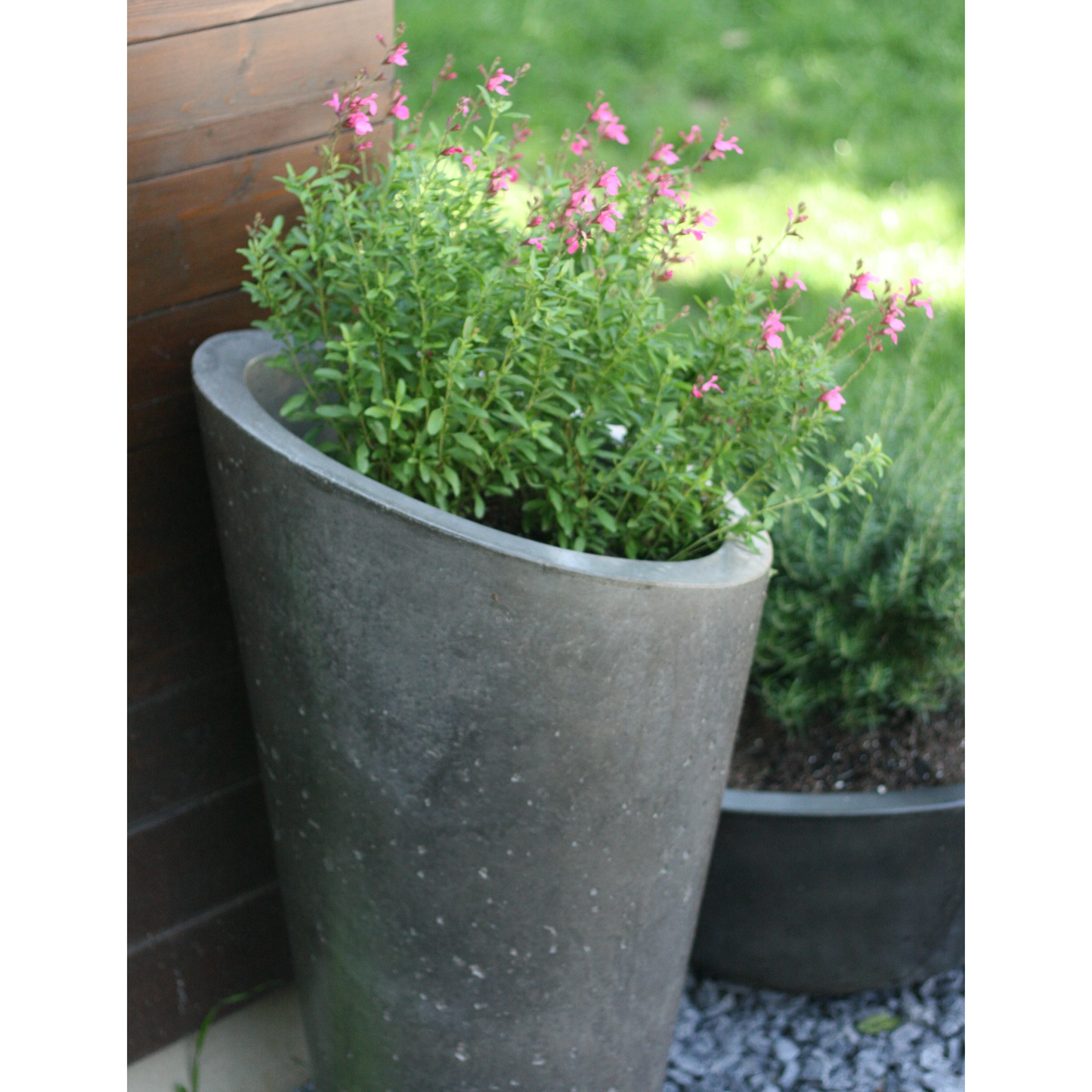 bouquet-planter-slimwithflowers
