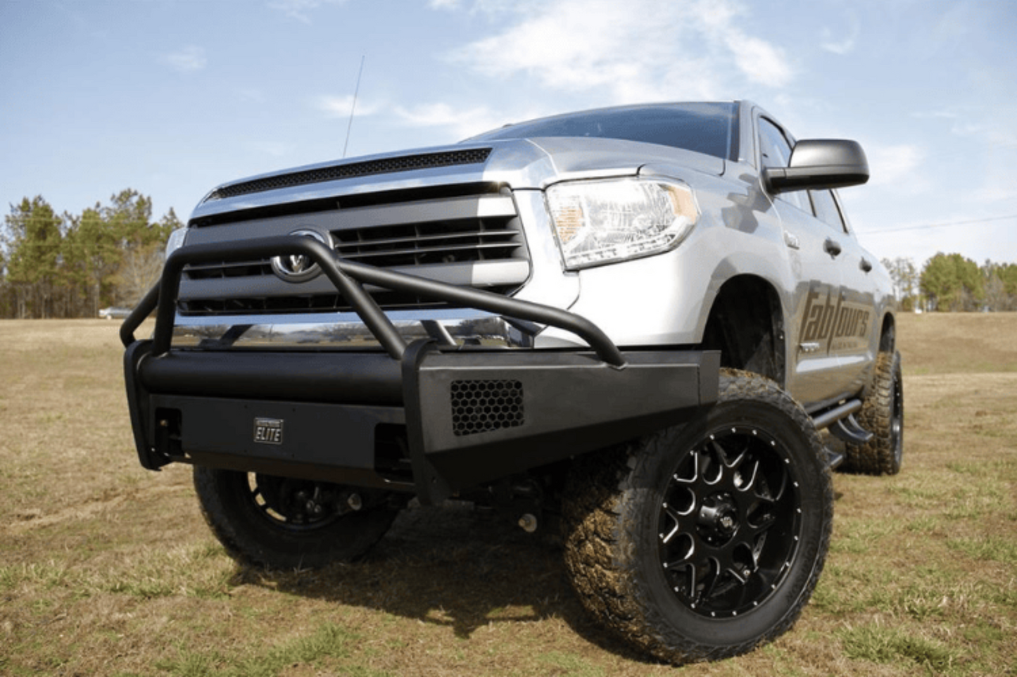 Fab Fours TT07-R1862-1 Toyota Tundra 2007-2013 Black Steel Elite Front Bumper Winch Ready with Pre-Runner Guard