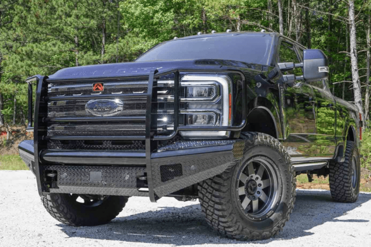 Fab Fours FS23-S5960-1 Ford F250/F350 Superduty 2023-2025 Black Steel Front Bumper with Full Guard