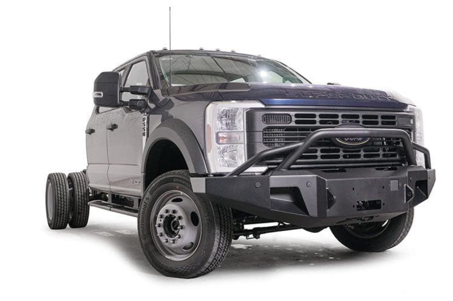 Fab Fours FS23-A5962-1 Ford F450/F550 Superduty 2023-2025 New Premium Front Bumper Winch Ready Pre-Runner Guard