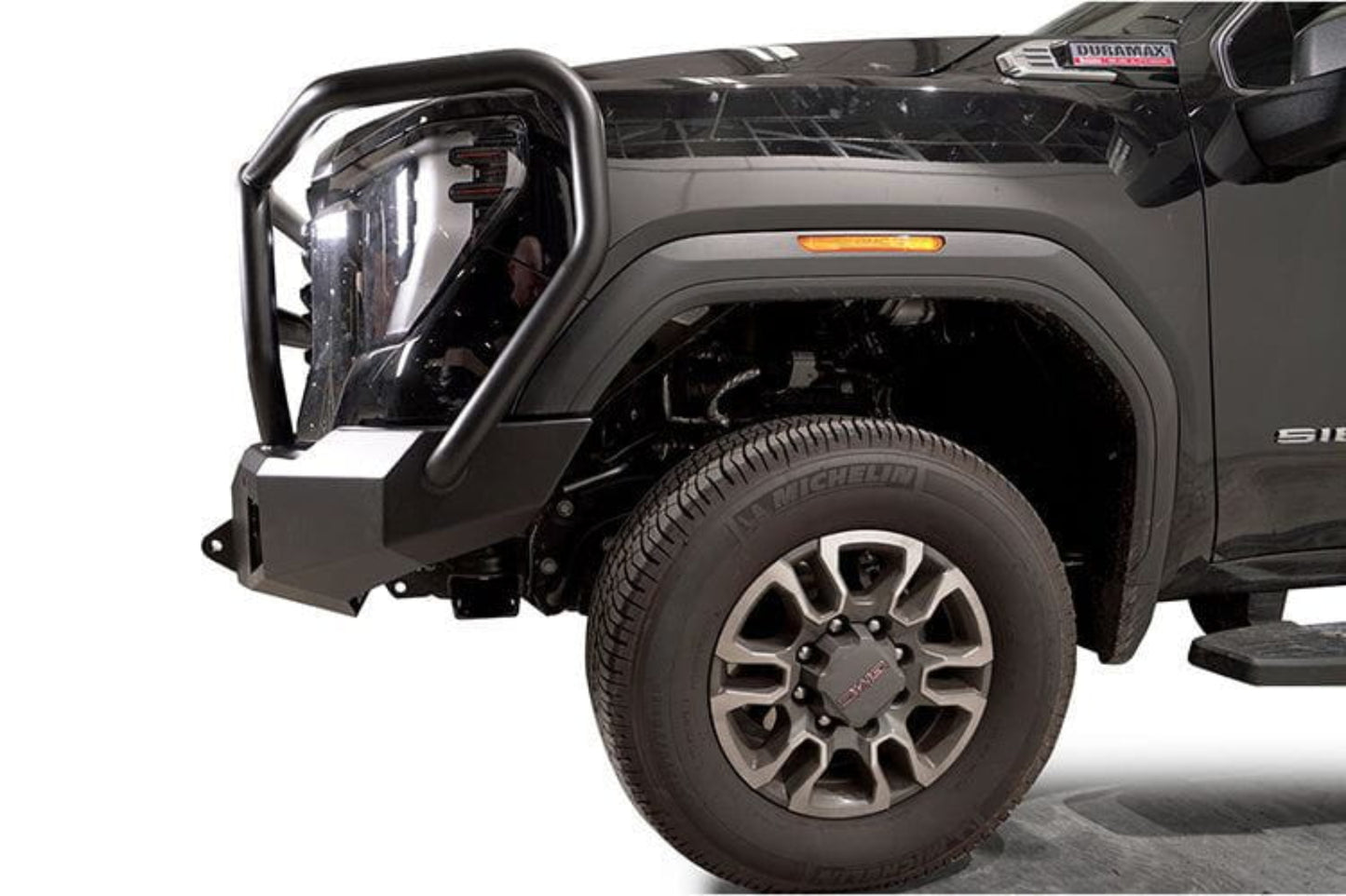 Fab Fours GM24-A6250-1 GMC Sierra 2500/3500 2024-2025 New Premium Front Bumper Winch Ready with Full Guard