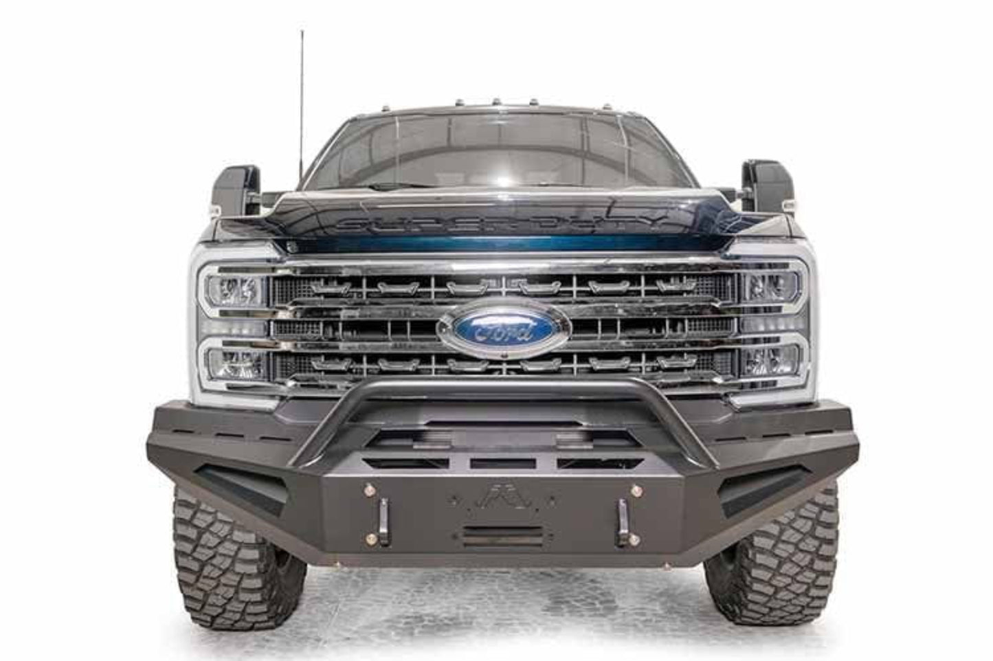 Fab Fours Red Steel FS23-RS5962-1 Ford F250/F350 Superduty 2023-2025 Front Bumper Winch Ready Pre-Runner Guard