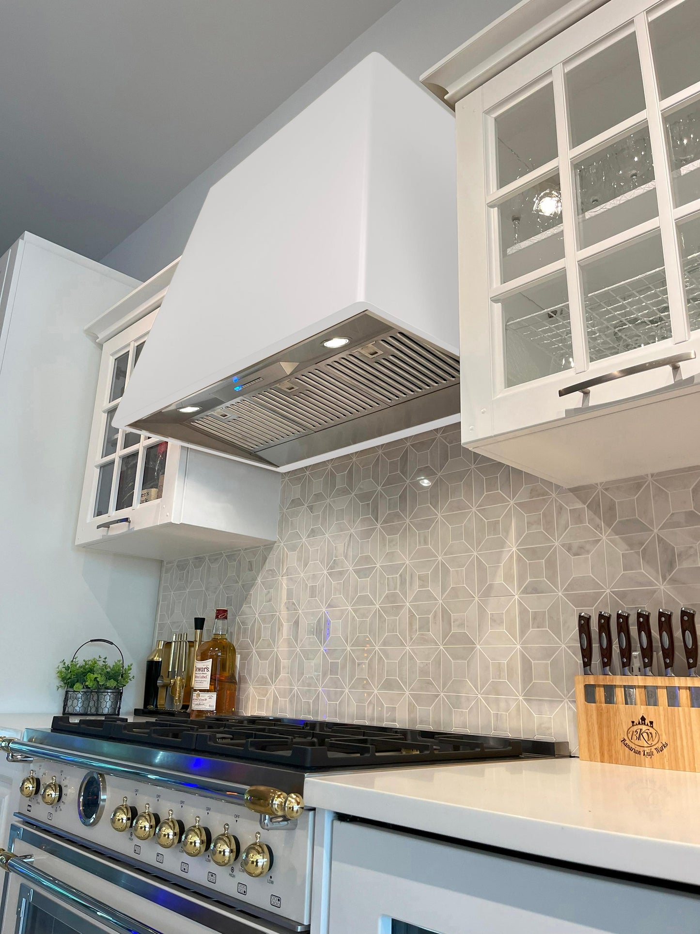 XO APPLIANCE XOVD148MW XO 48in Designer Hood Matte White - XOVD148MW